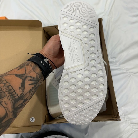 Woman’s Adidas NMD 1 triple white - Picture 2 of 4